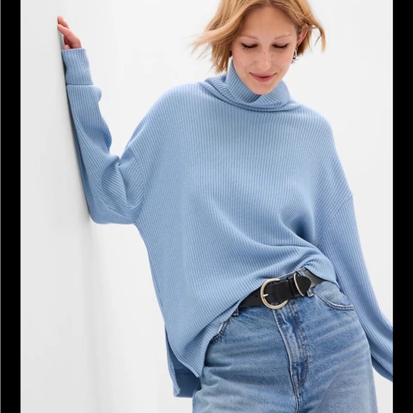 GAP Tops - GAP Oversized Turtleneck Light Blue size Medium Heavyweight Waffle